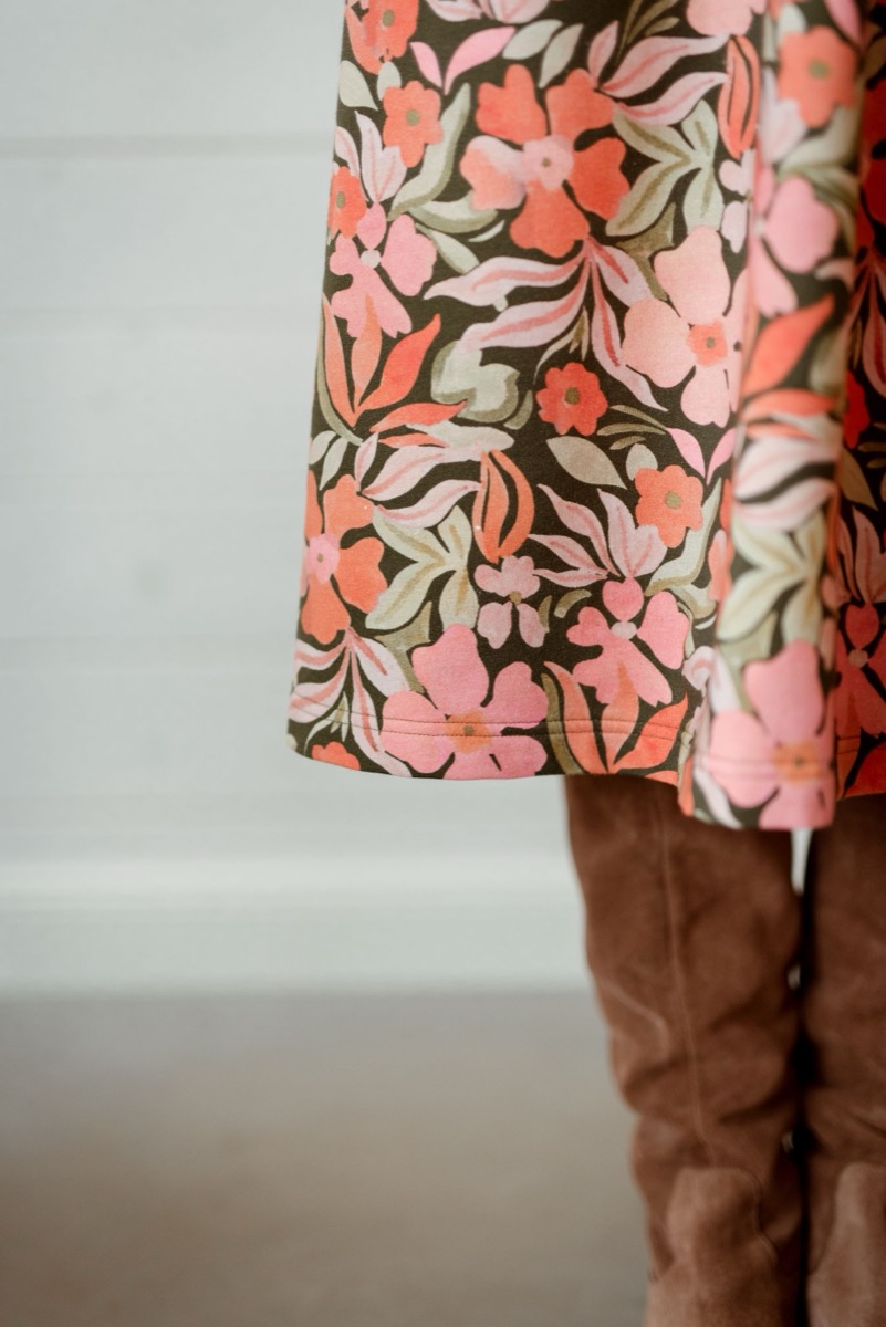 Dzianinowa sukienka midi Mia Corin - obrazek 5