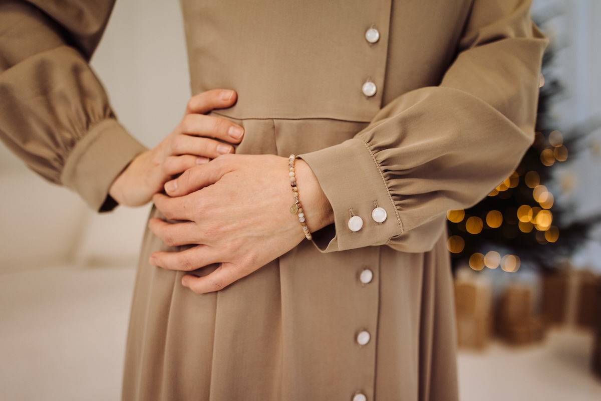 Elegancka sukienka Vella Sandstone - obrazek 5